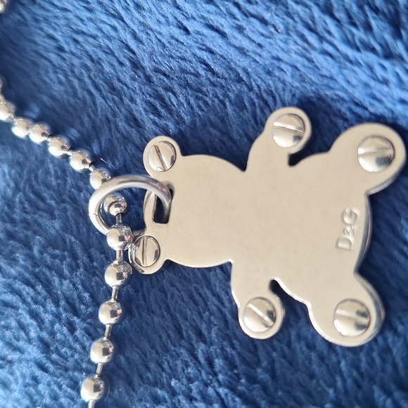 Silver Teddy Bear Pendant Necklace - Picture 4 of 5
